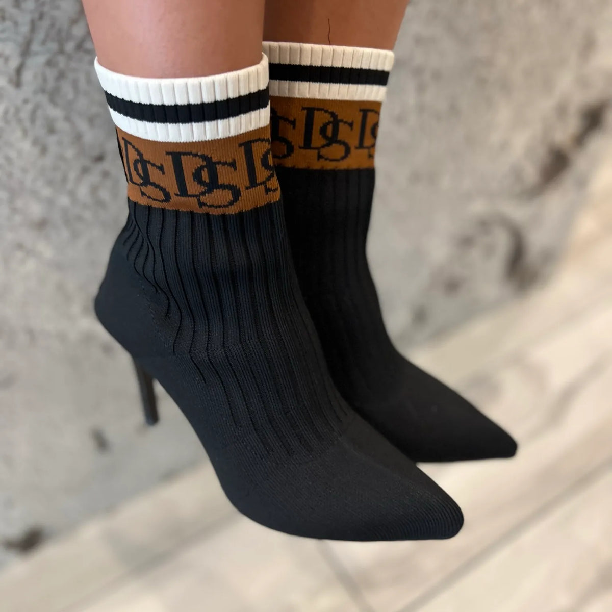 🔥 Divine Selection Women’s Knitted Boots – Luxe Comfort & Style